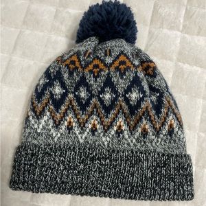 5/$15 Closet Sale! Old Navy Boys Hat, Warm Lined